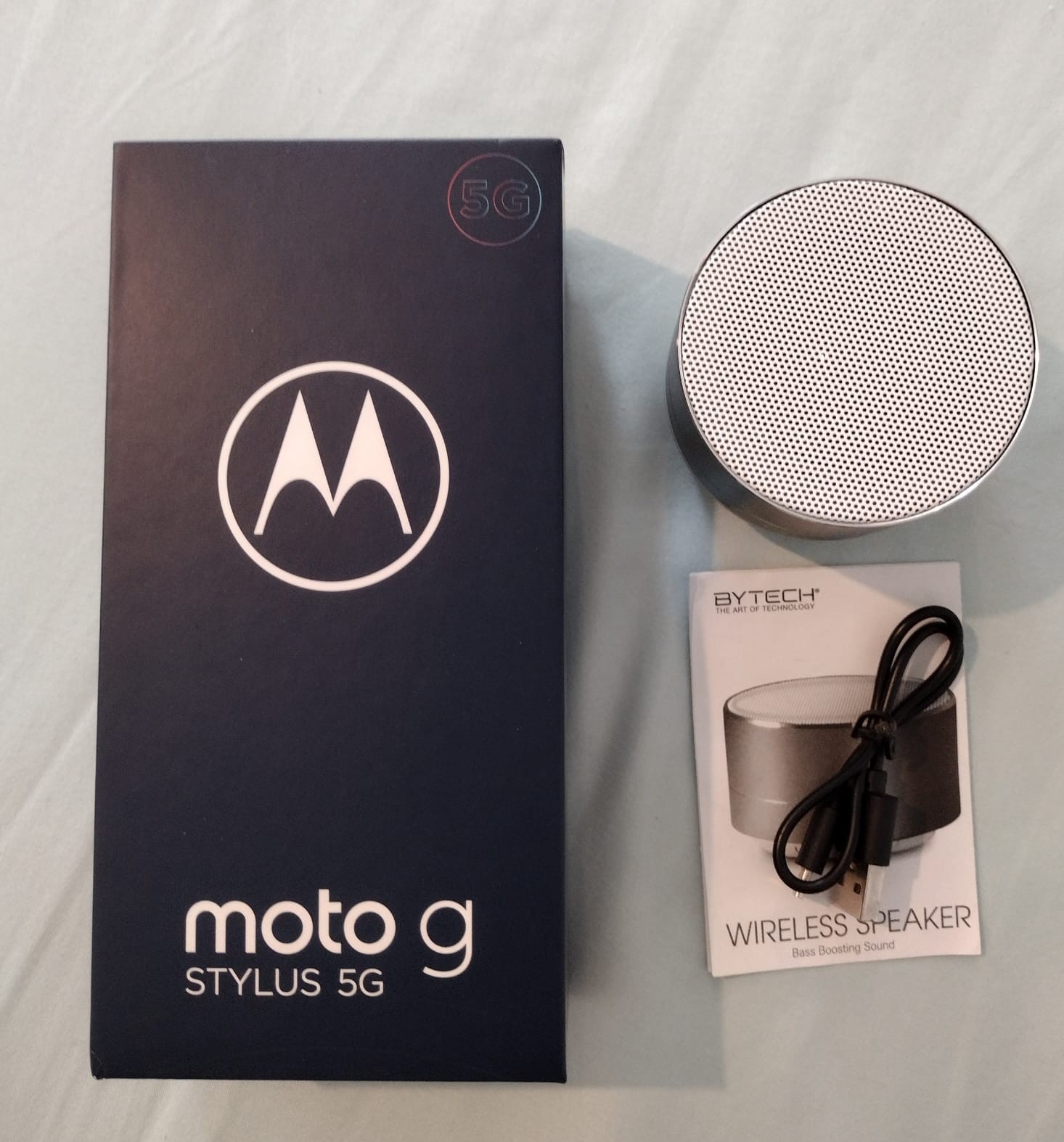 celulares y tabletas - Motorola G Stylus 5G 2022 de 256GB + BOCINA BLUETO