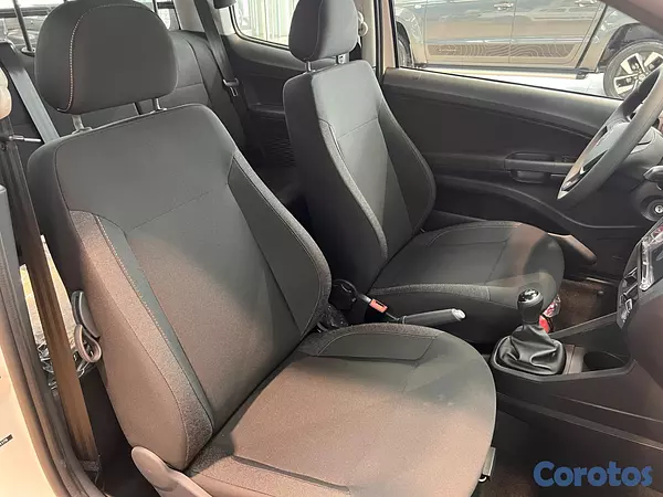 jeepetas y camionetas - Volkswagen Saveiro 2026 7