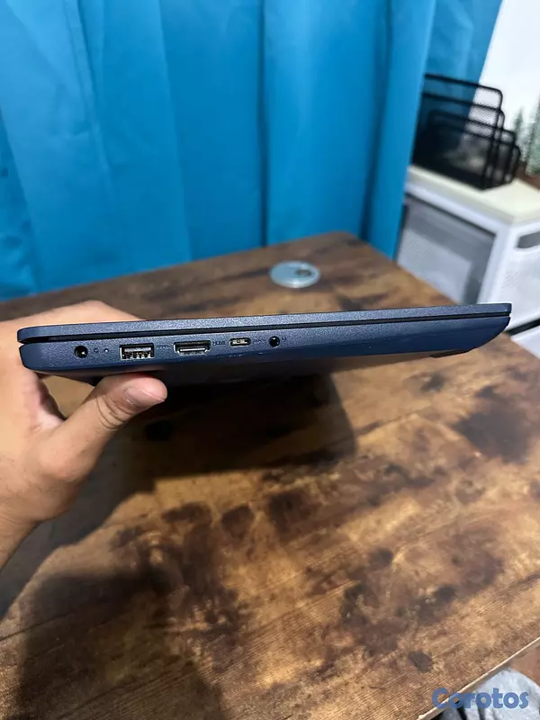 computadoras y laptops - Laptop Lenovo ideapad 3 AMD Ryzen, impecable. 6