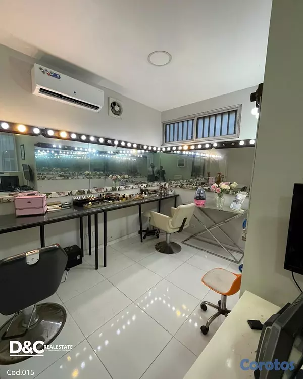 oficinas y locales comerciales - Vendo Edificio de 3 Niveles para Local Comercial  2