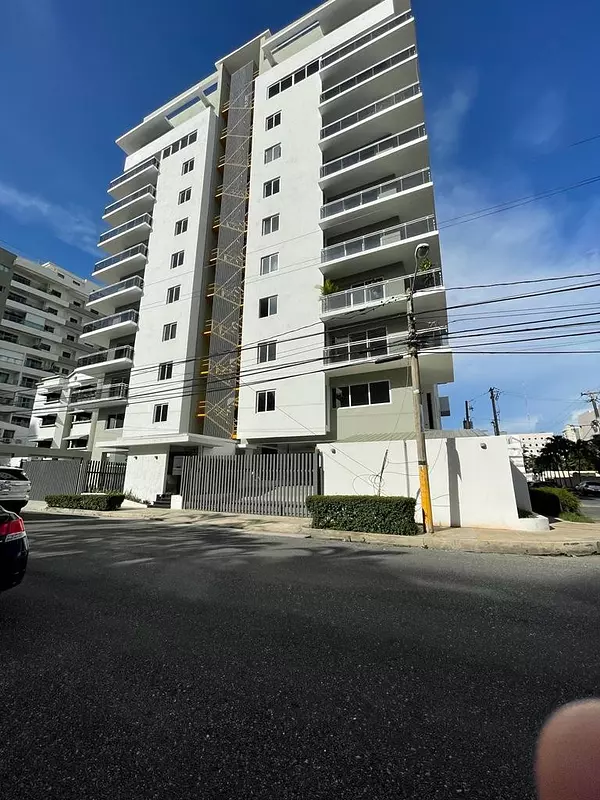 penthouses - Se vende apartamento tipo Penhouse en Evaristo Morales 4