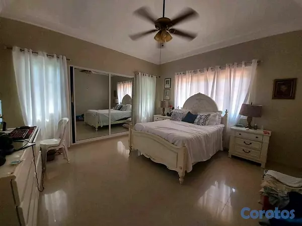 casas - Venta de Casa en Isabel Villas 5