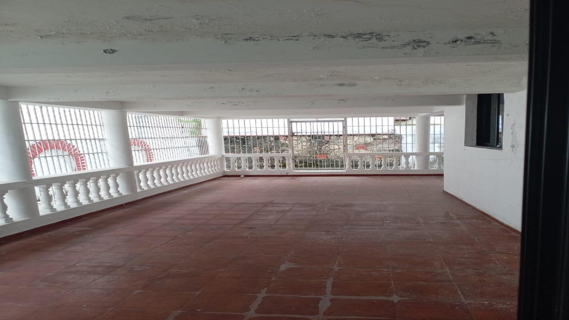 casas - Casa Comercial en Urbanización Real 8