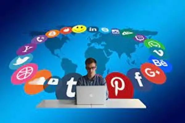 empleos disponibles - Se Solicita Community Manager
 2