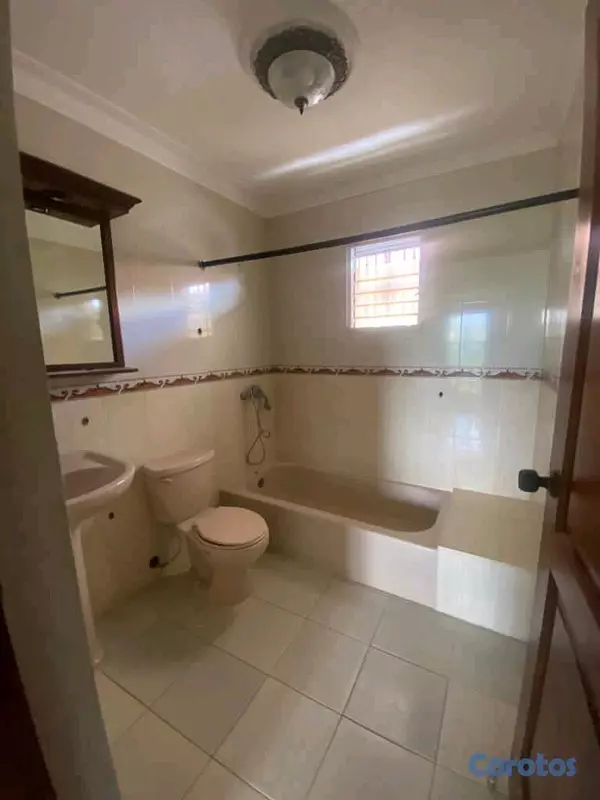 casas - Venta de Casa en Residencial Amalia Santo domingo este 14