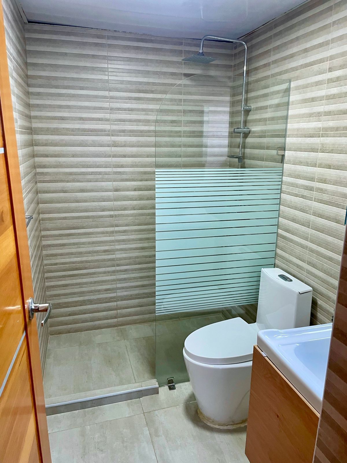 apartamentos - Apartamento en Piantini Piso 10 con vista 7