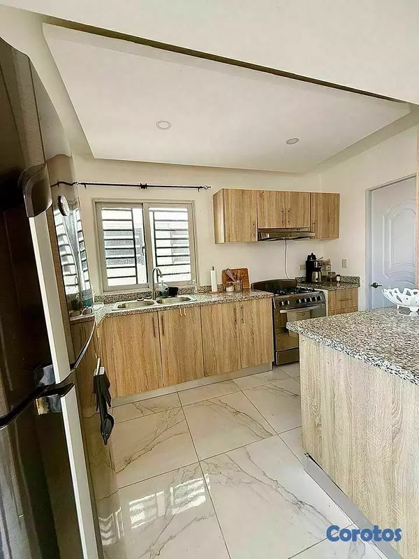 casas - Casa en alquiler con piscina  9