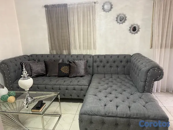 muebles y colchones - venta de sofá en buen estado  , por motivo de viaje,  2