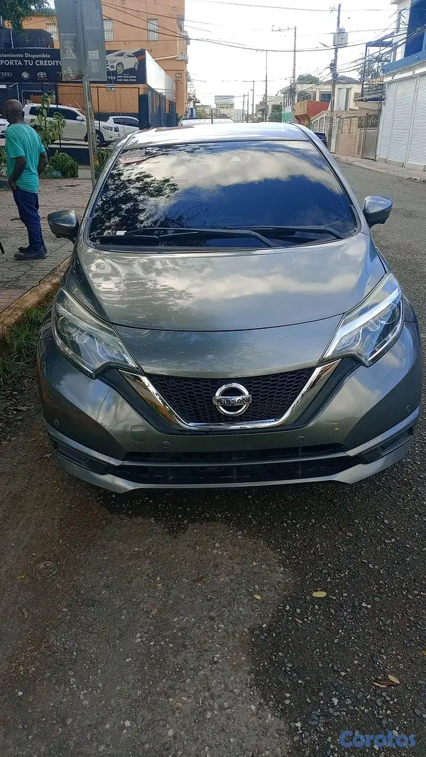 carros - Nissan Note 2018 4x4 3