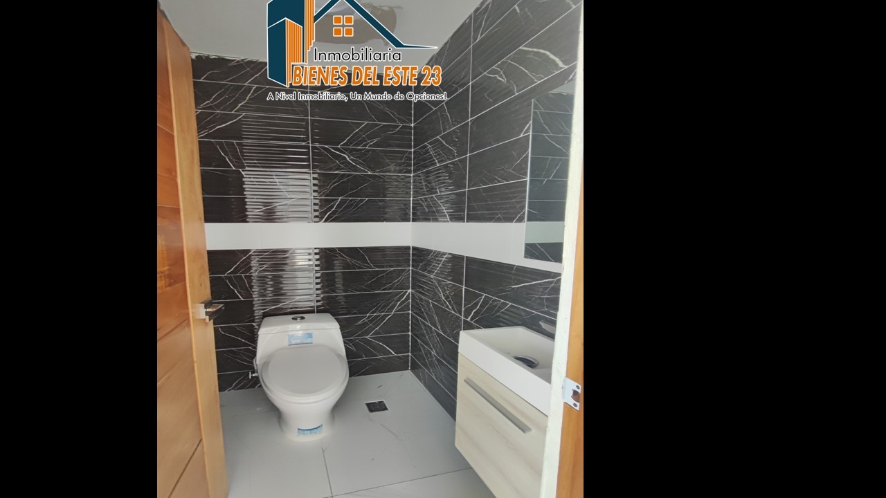 casas - En Venta Casa con Terminación de Alta Calidad Muy Espaciosa  y Moderna  6