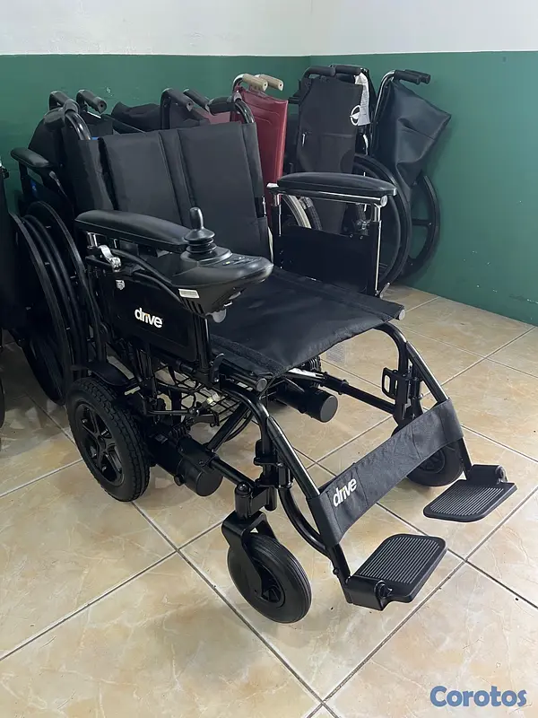 Salud y Equipamiento Médico - Sillas de rueda electrica 2