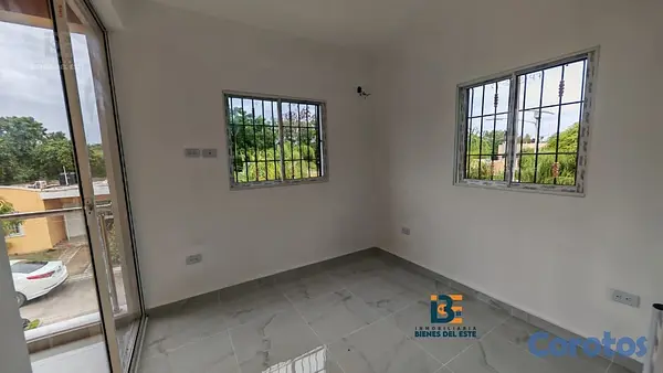 apartamentos - Se Alquilan Apartamentos de Tres habitaciones, en  6
