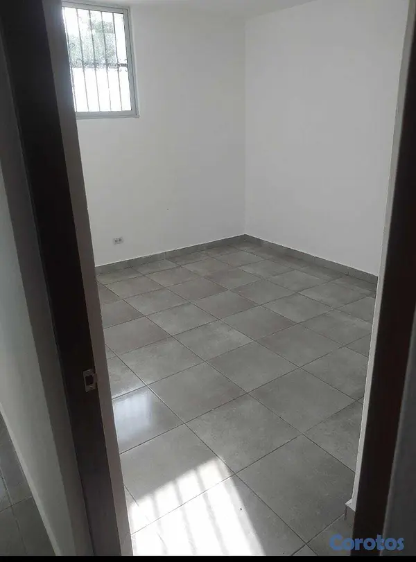 casas - Hermosa casa en excelente sector 4
