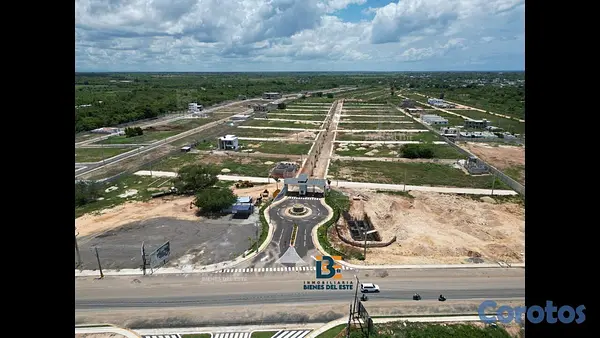 solares y terrenos - Se vende solar 260 metros en Residencial Punta del 5