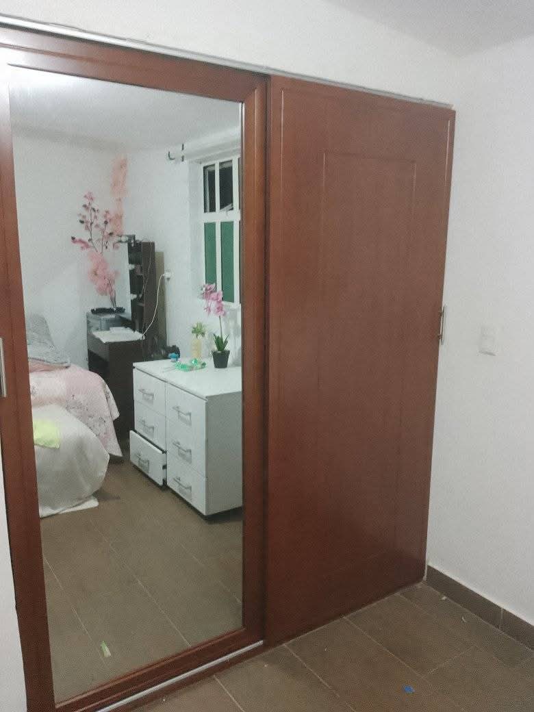 muebles y colchones - Closet con puerta corrediza  👖 
