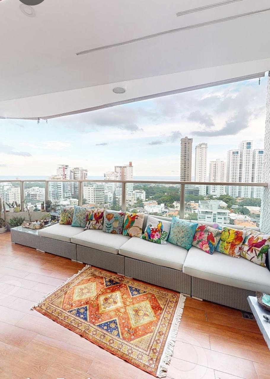 apartamentos - Vendo Los Cacicazgos, Esta propiedad  de 340m² en  3