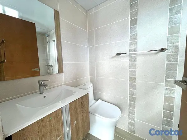 apartamentos - Moderno alquiler en El Vergel 

US$1,200 7