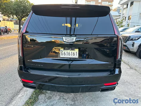 jeepetas y camionetas - Cadillac escalade Long año 2022  5