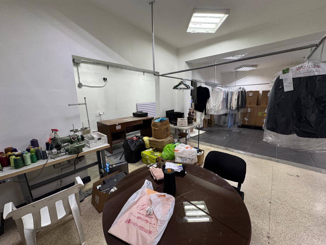 oficinas y locales comerciales - Alquilo local comercial en Naco 4