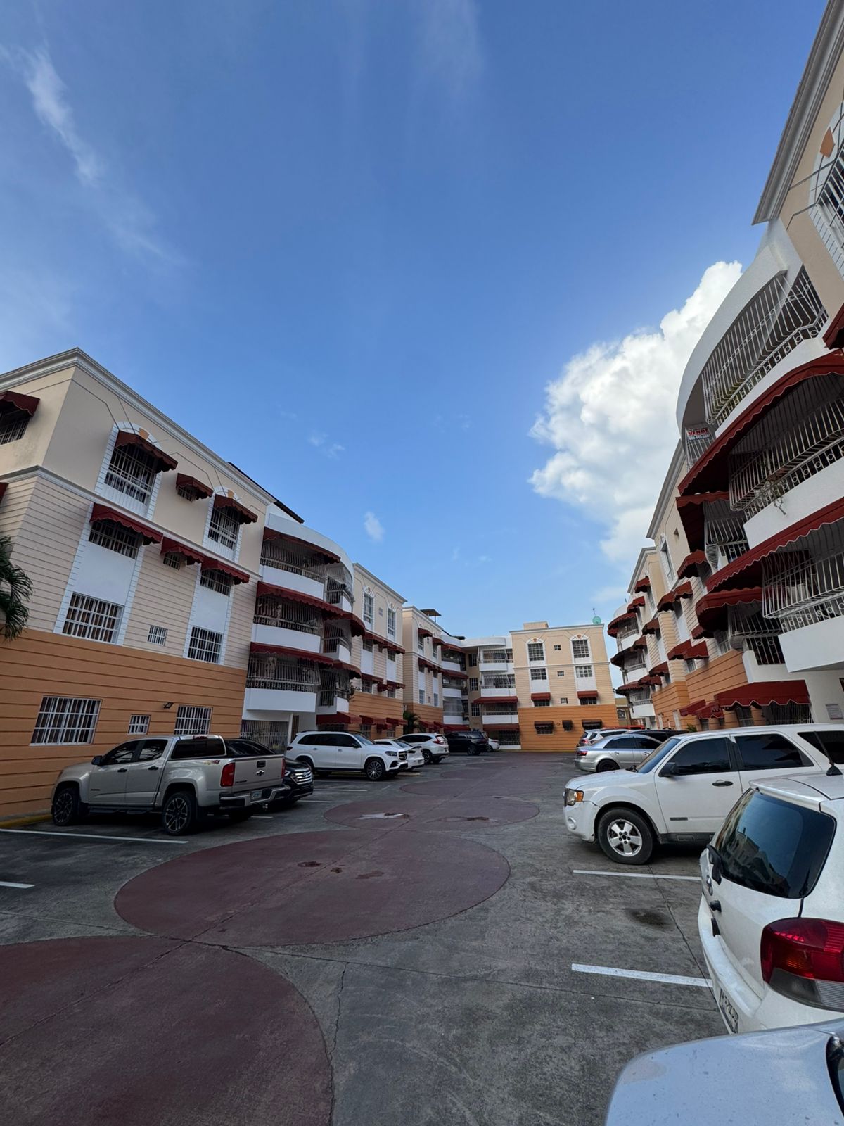 apartamentos -  Alquiler de Apartamento en Vista Hermosa  0