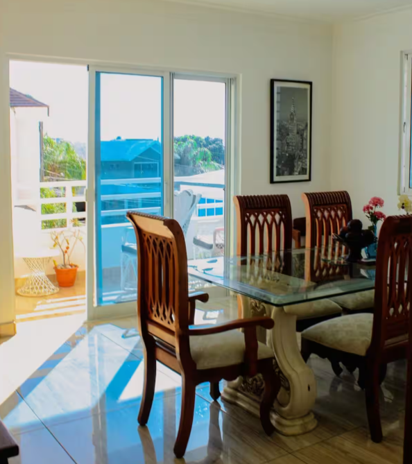 casas - ALQUILER | CASA AMUEBLADA DE 3 NIVELES CON PISCINA 1