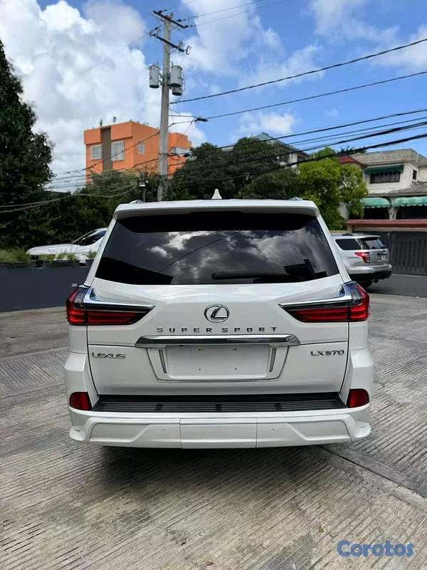 jeepetas y camionetas - lexus LX 570 2016 super sport  13