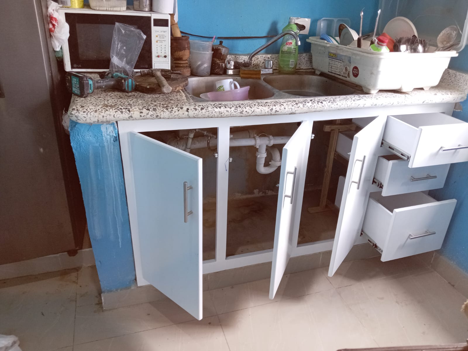 muebles y colchones - Puertas de gabinete blanco 