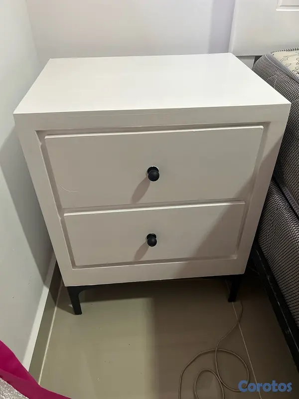 muebles y colchones - 137 centímetros de ancho 
190 centímetros de largo  2