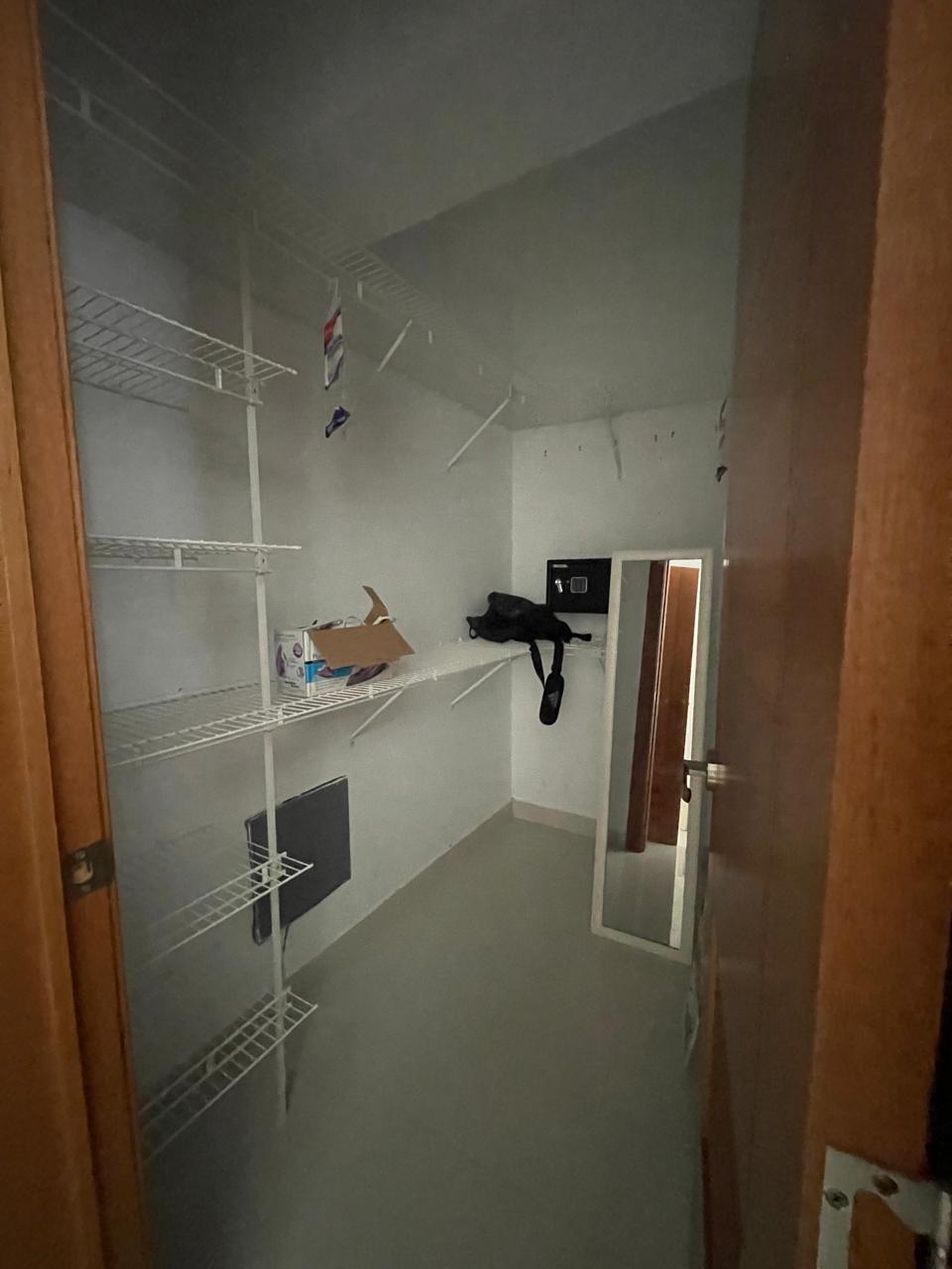 apartamentos - lquiler Apartamento Amueblado en Evaristo Morales 2