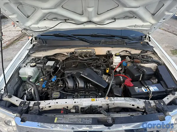 jeepetas y camionetas - Ford Escape 2008 5