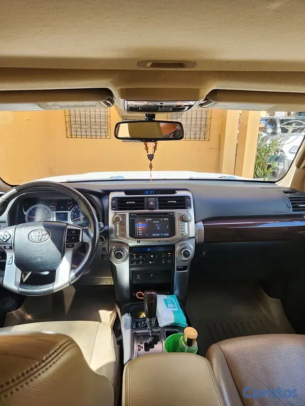 jeepetas y camionetas - Toyota 4Runner 2015 limited 10