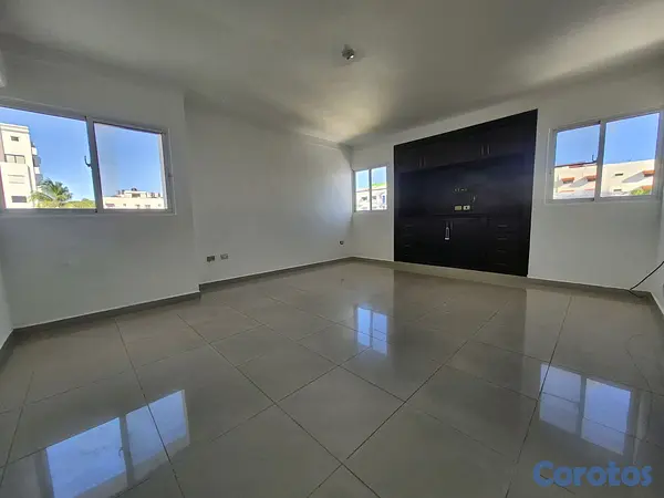 apartamentos - Apartamento de 2 Niveles En Los Restauradores 5