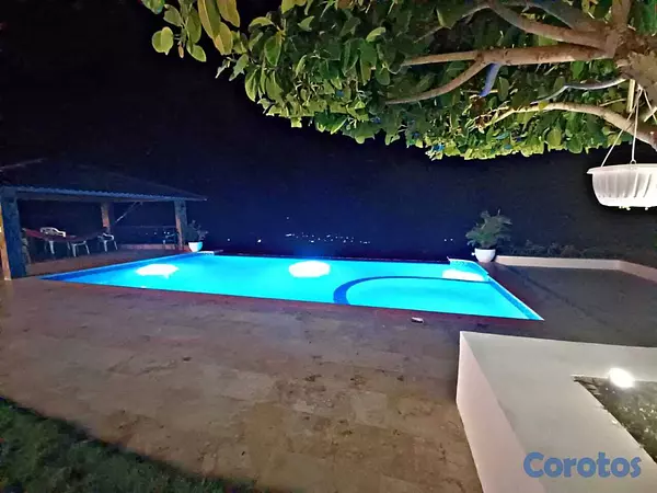 casas vacacionales y villas - Villa en Cabrera 16