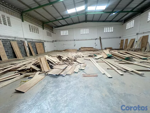oficinas y locales comerciales - Nave comercial centrica  4