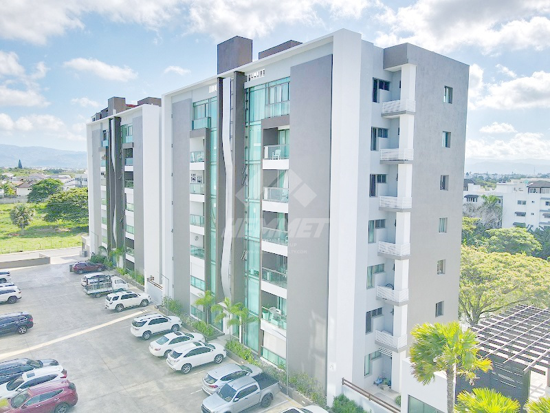 apartamentos - TORRE ASCENSOR Y PISCINA JARDINES DEL ESTE STGO.