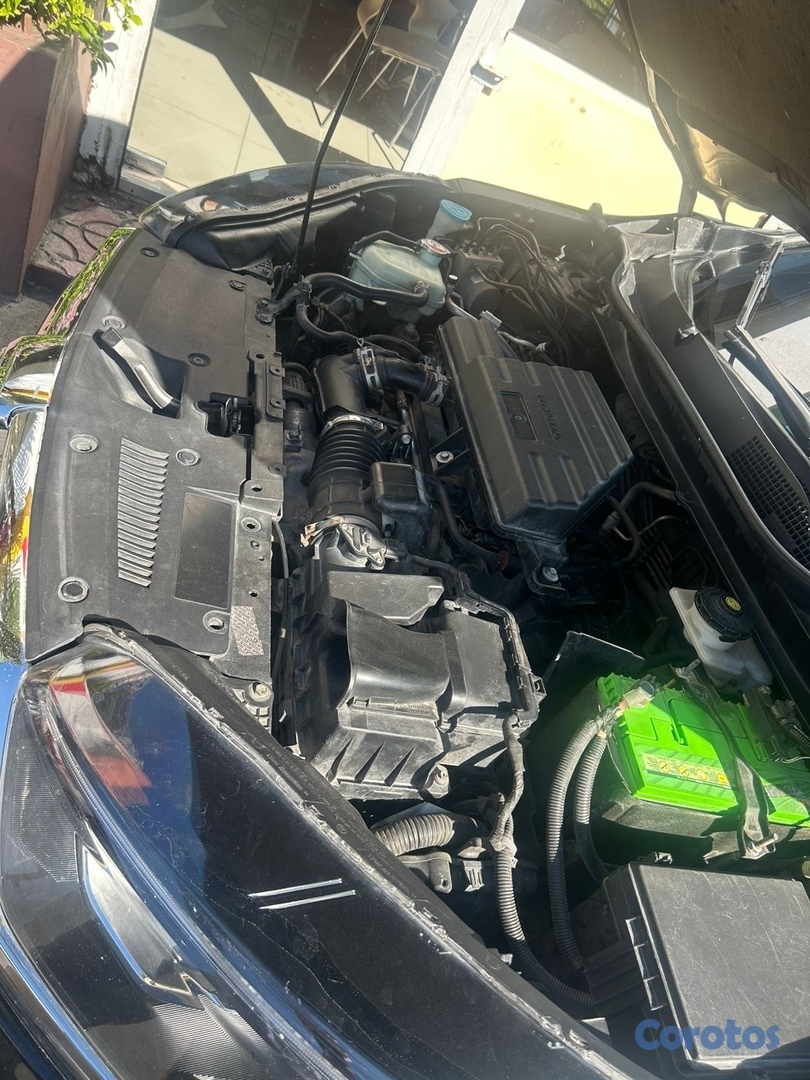 jeepetas y camionetas - HONDA CRV EXL 2018 6