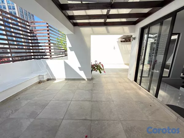 apartamentos - alquiló piantini PH tres habitaciones con baño dos parqueos terraza family locke 2