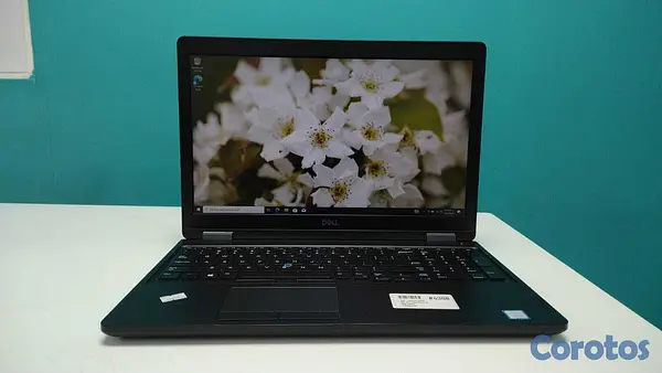 computadoras y laptops - `Laptop, Dell Latitude 5590 / 8th Gen, Intel Core  1