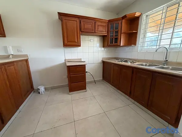 apartamentos - alquiló independencia KLM 9 pis 4 tres habitaciones 2.5 baños dos parqueos  4