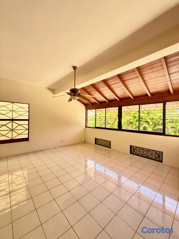 casas - Casa en Alquiler los Cacicazgos  3