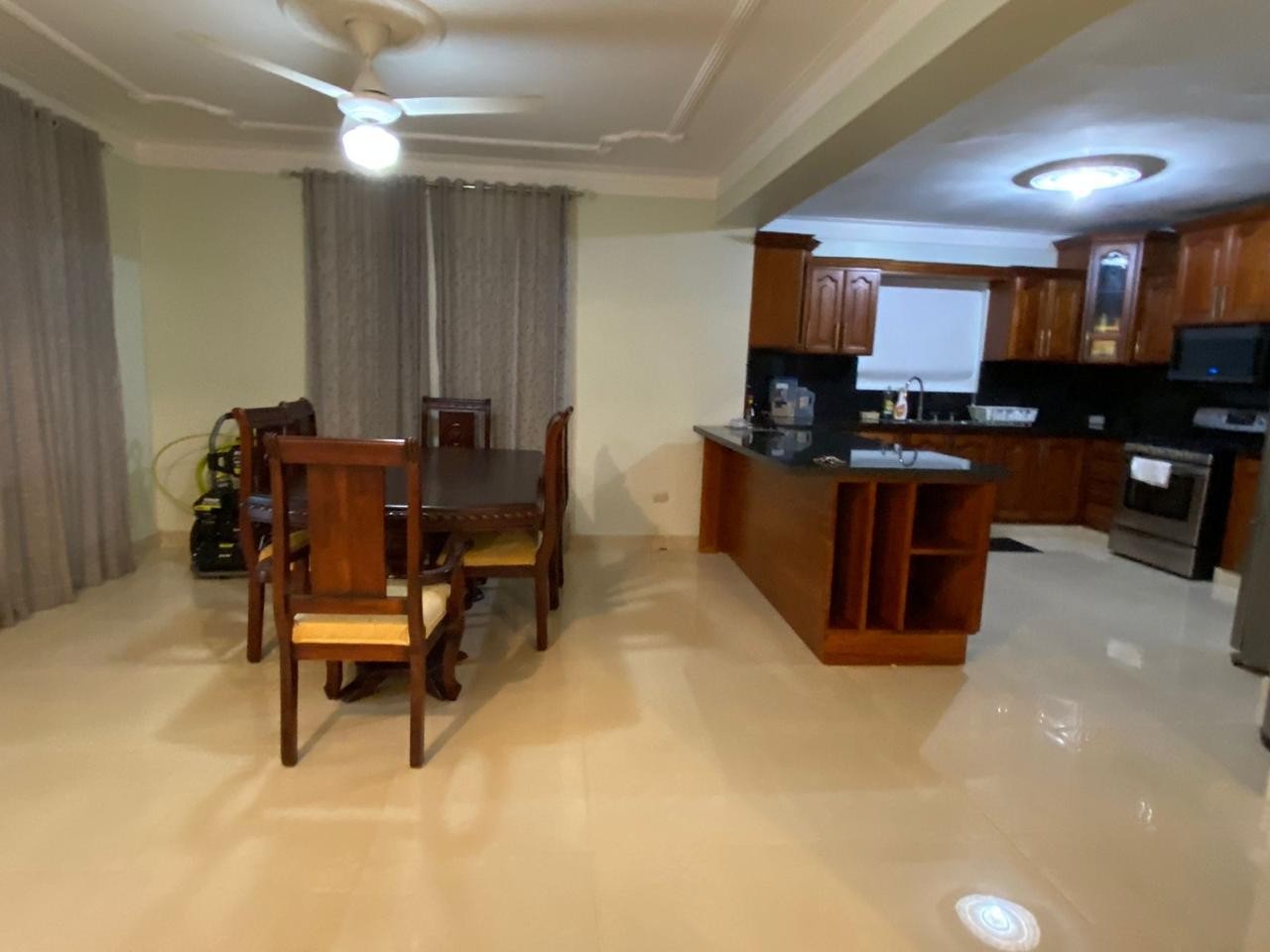 casas - Casa de Venta en Corona Plaza  3