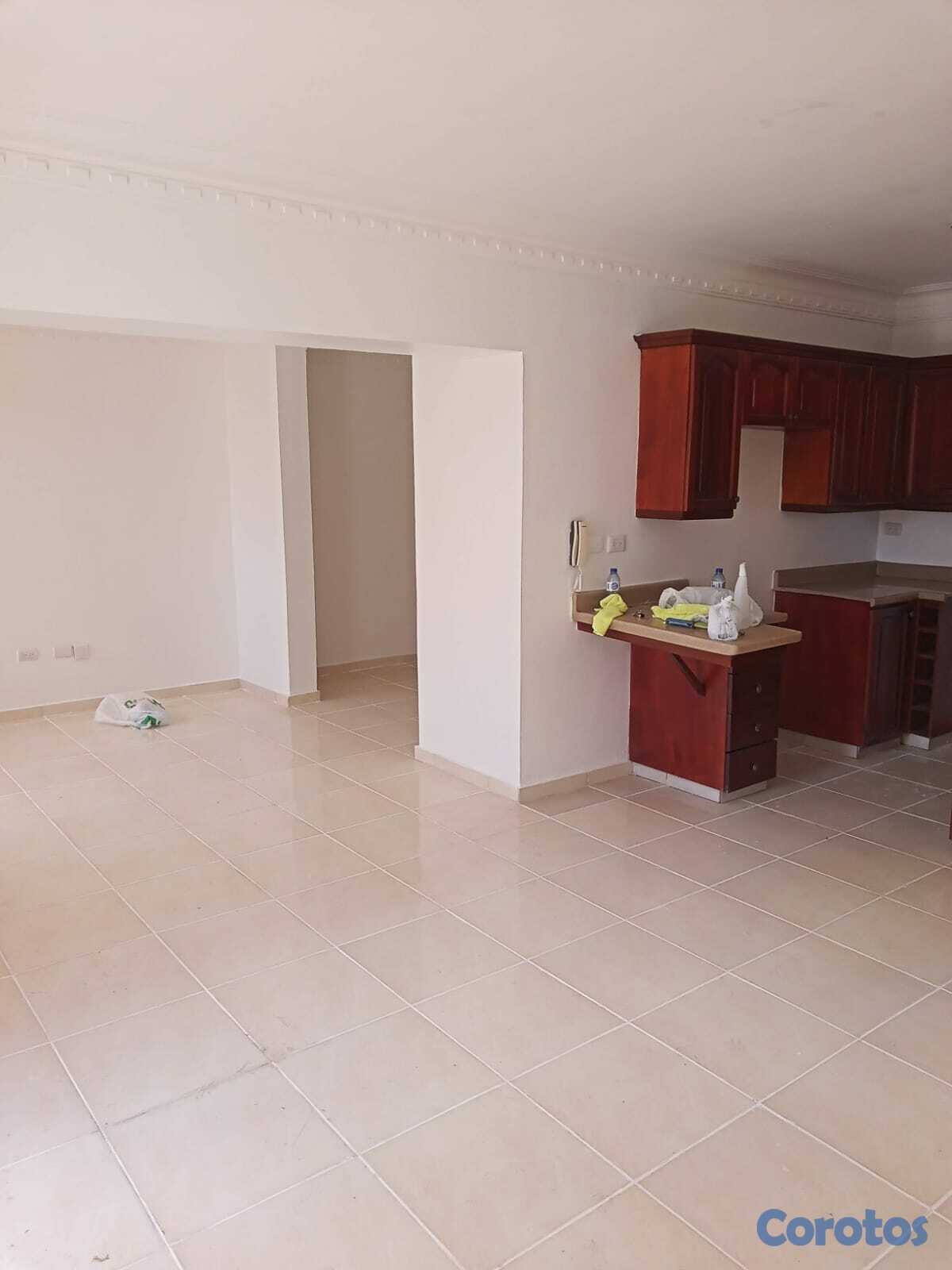 apartamentos - Alquilo apartamento de 2 habitaciones y 2 parqueos 3