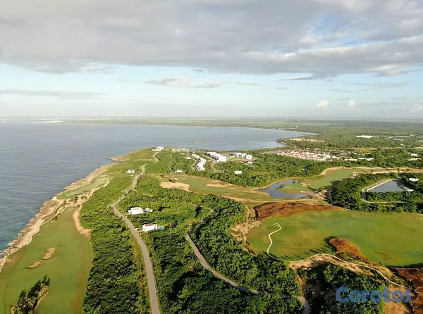 solares y terrenos - Oportunidad Única en Playa Nueva Romana | 2,400 m² 11