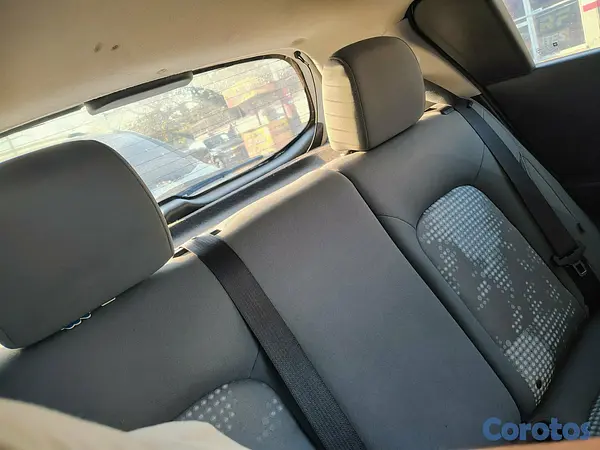 carros - Chevrolet Sonic 2015 5