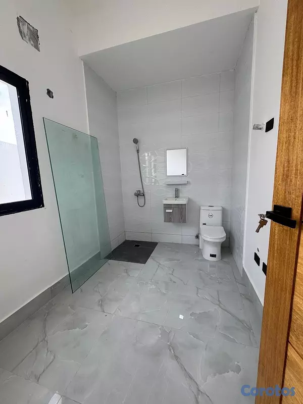 casas - vendo casa Arroyo hondo espectacular 4 habitaciones con baño 7 parqueos  18