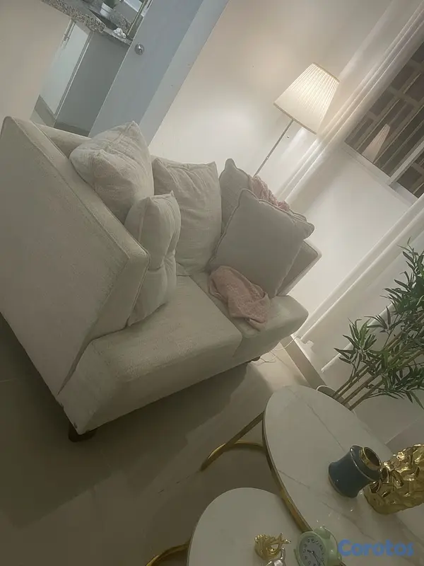 muebles y colchones - vendo comedor nuevo,moderno de caoba y mueble importados,vendo juntos o separado 7