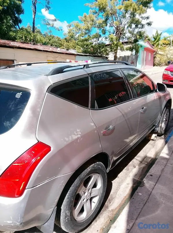 jeepetas y camionetas - vendo yipeta barata  4