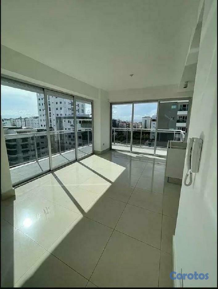 penthouses - Penthouse en Evaristo Morales de 3 habitaciones y 3 parqueos 2