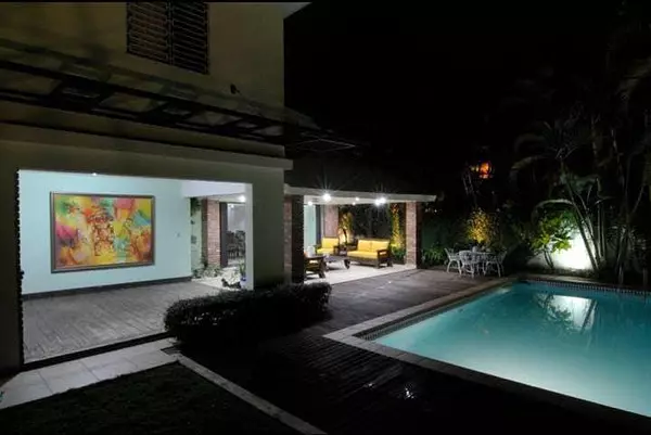 casas - CASA MODERNA EN VENTA TOTALMENTE AMUEBLADA-VILLA ELENA 4