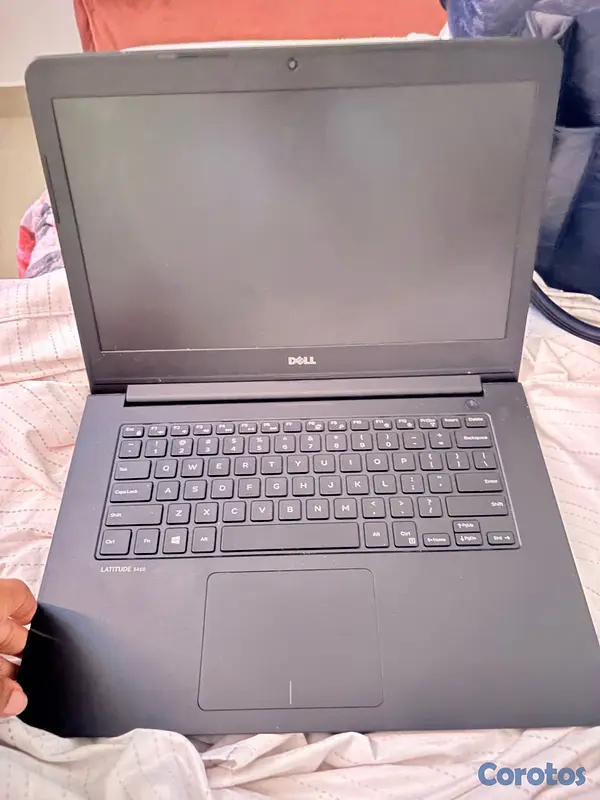 computadoras y laptops - Laptop negociable  3